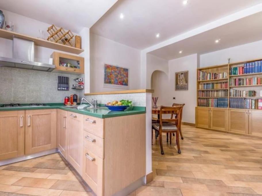Ottimo Per Policlinico Gemelli, Non Lontano Da San Pietro Apartment *